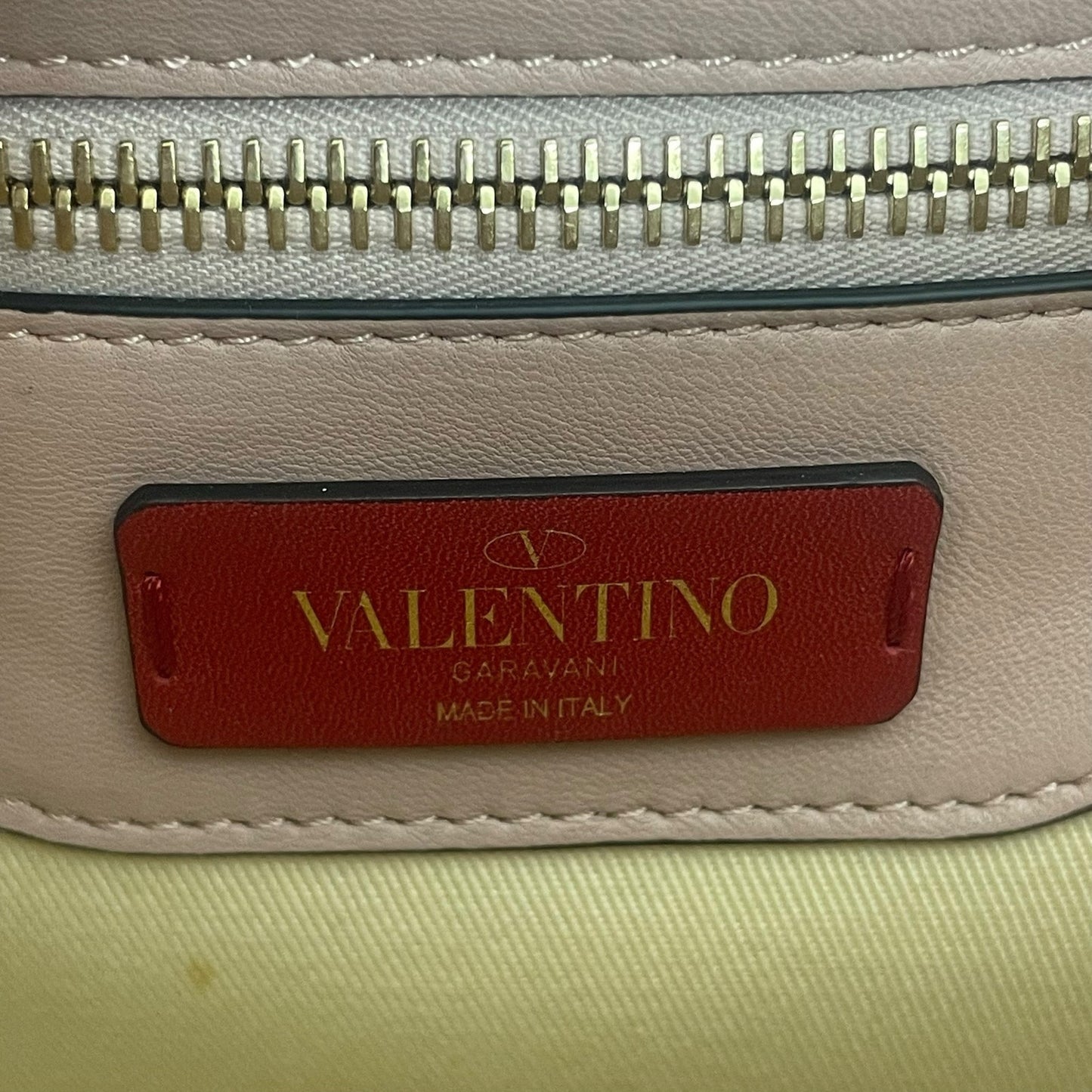 Valentino Garavani Candystud Medium Top Handle Leather Bag Rockstud Pink