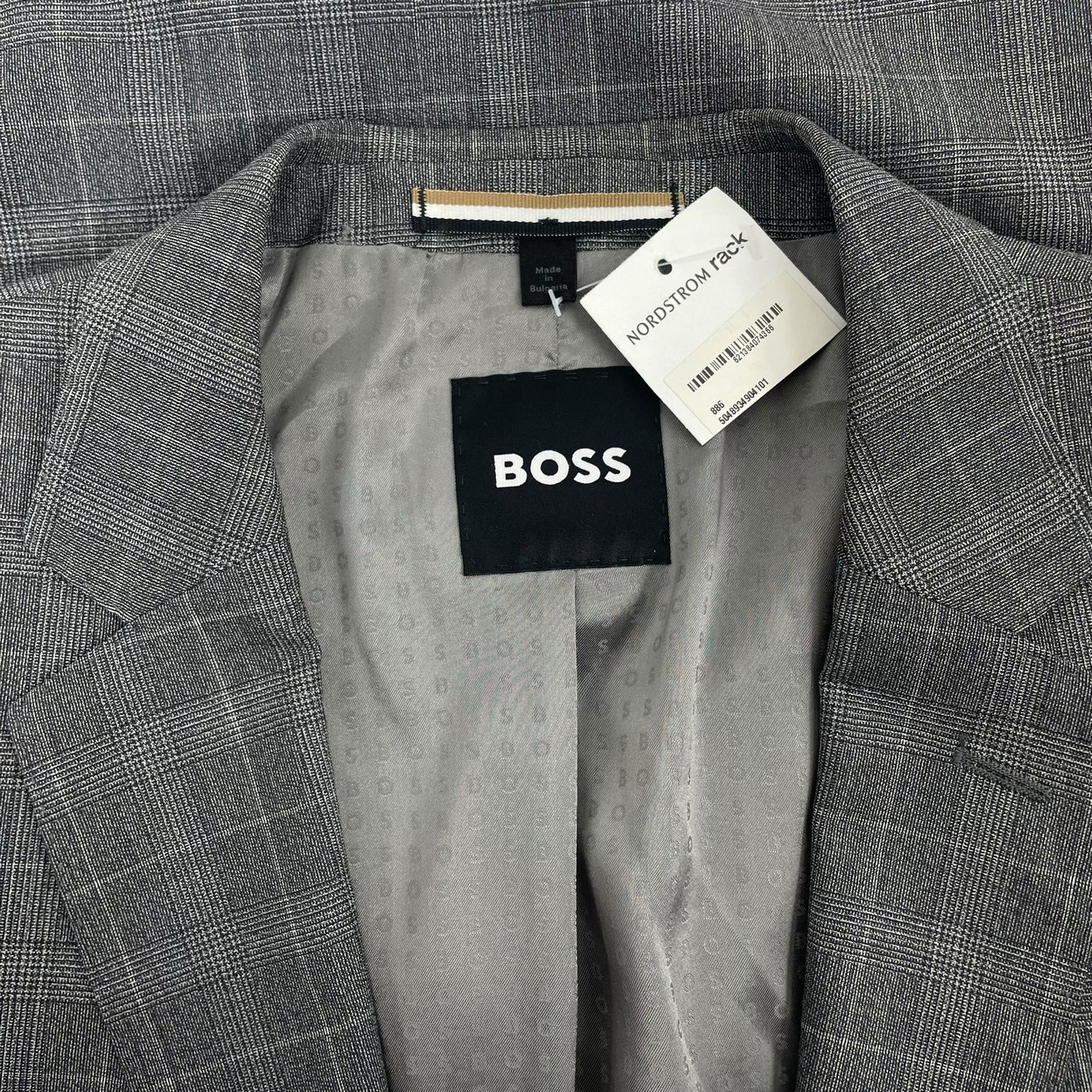 Hugo Boss Plaid Wool Suit Jacket Blazer 2 Buttons Gray Size 42S