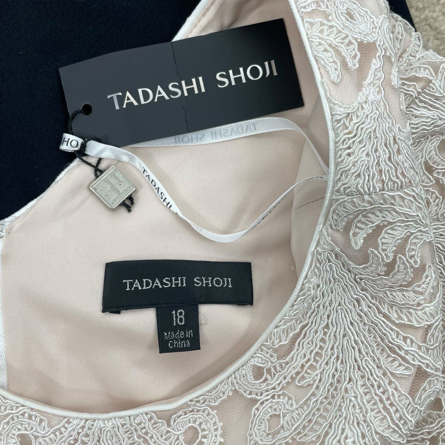Tadashi Shoji Embroidered Lace Long Evening Gown Black Ivory Size 20