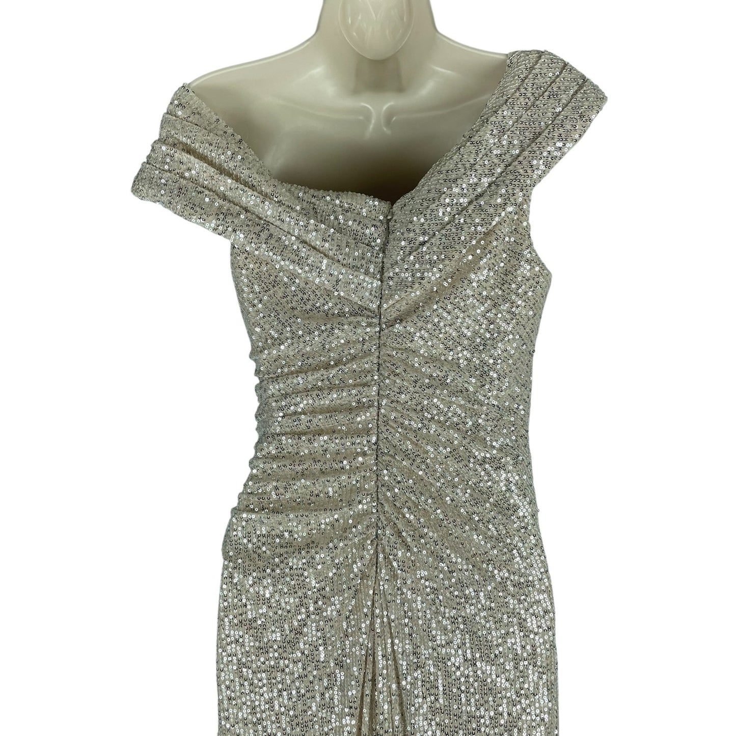 Ieena for Mac Duggal Sequined Drop Shoulder Evening Gown Nude Size 6