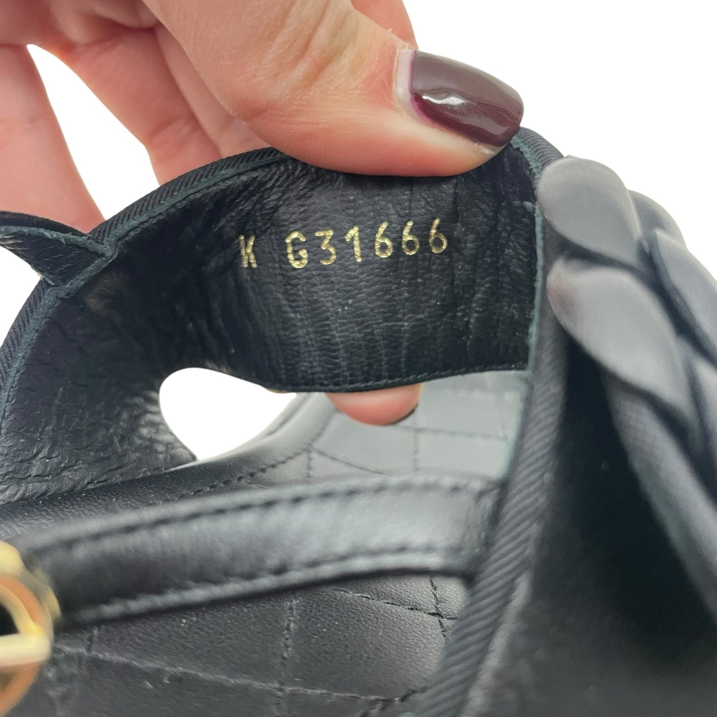 Chanel Camellia Pearl Logo Toe Ring Slingback Flat Sandal Black Size 37.5