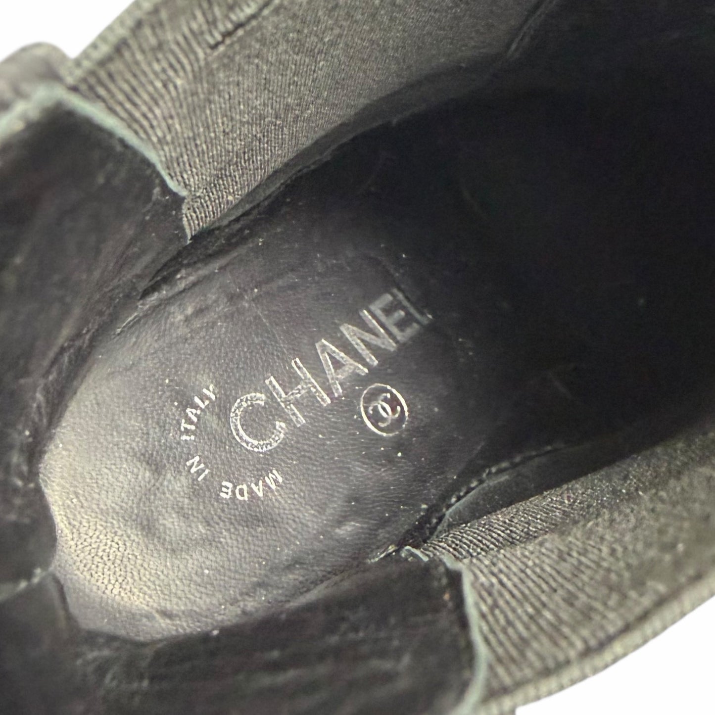 Chanel Interlocking CC Logo Heel Chain Suede Ankle Boots Black Size 40