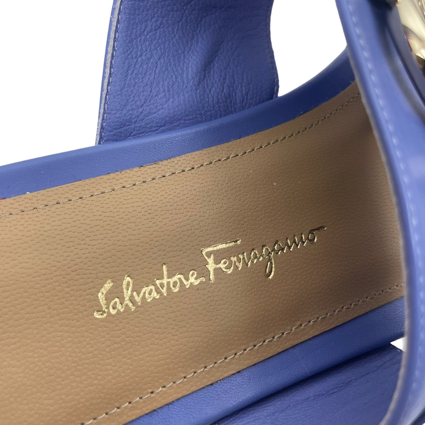 Salvatore Ferragamo Riki Calfskin Gancini Bit Thong Sandals Size 9C