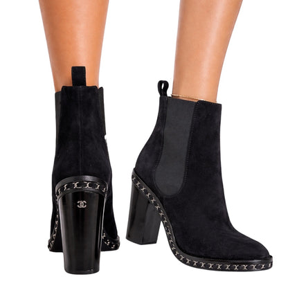 Chanel Interlocking CC Logo Heel Chain Suede Ankle Boots Black Size 40