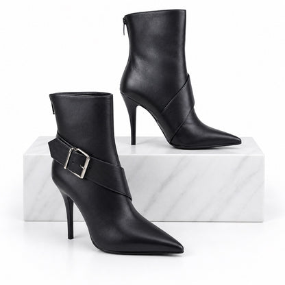 Alexander McQueen Heron Buckle Leather Heeled Boot Black Size 38
