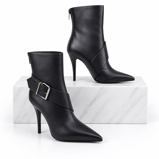 Alexander McQueen Heron Buckle Leather Heeled Boot Black Size 38