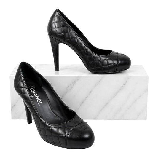 Chanel Cap Toe CC Logo Quilted Leather Platform Pump Black Size 39