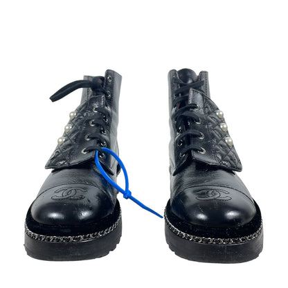 Chanel Cap Toe Pearl Chain Link Lace Up Combat Boots Black Leather Size 38