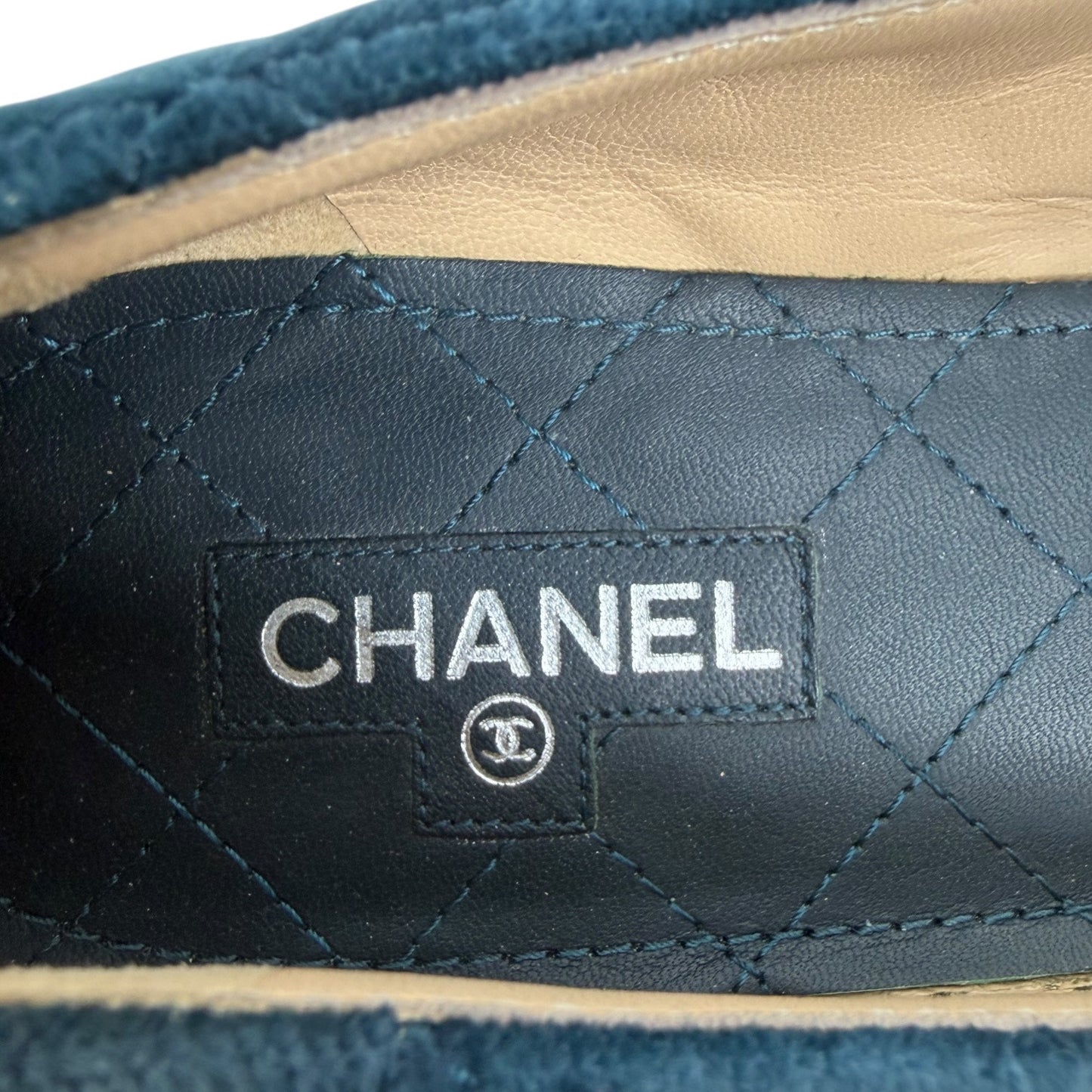 Chanel CC Logo Jeweled Velvet Quilted Slip On Flats Blue Size 39