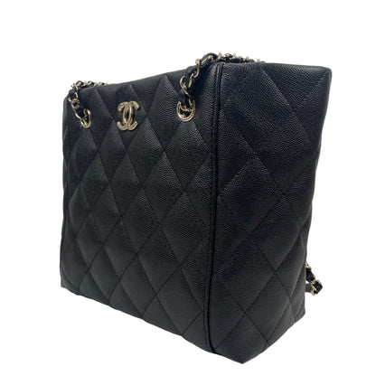 Chanel Quilted Caviar Leather Shoulder Bag Purse Pouch Black 2023