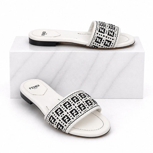 Fendi Rafia Weave Logo Leather Slide Sandal White Black Size 38.5