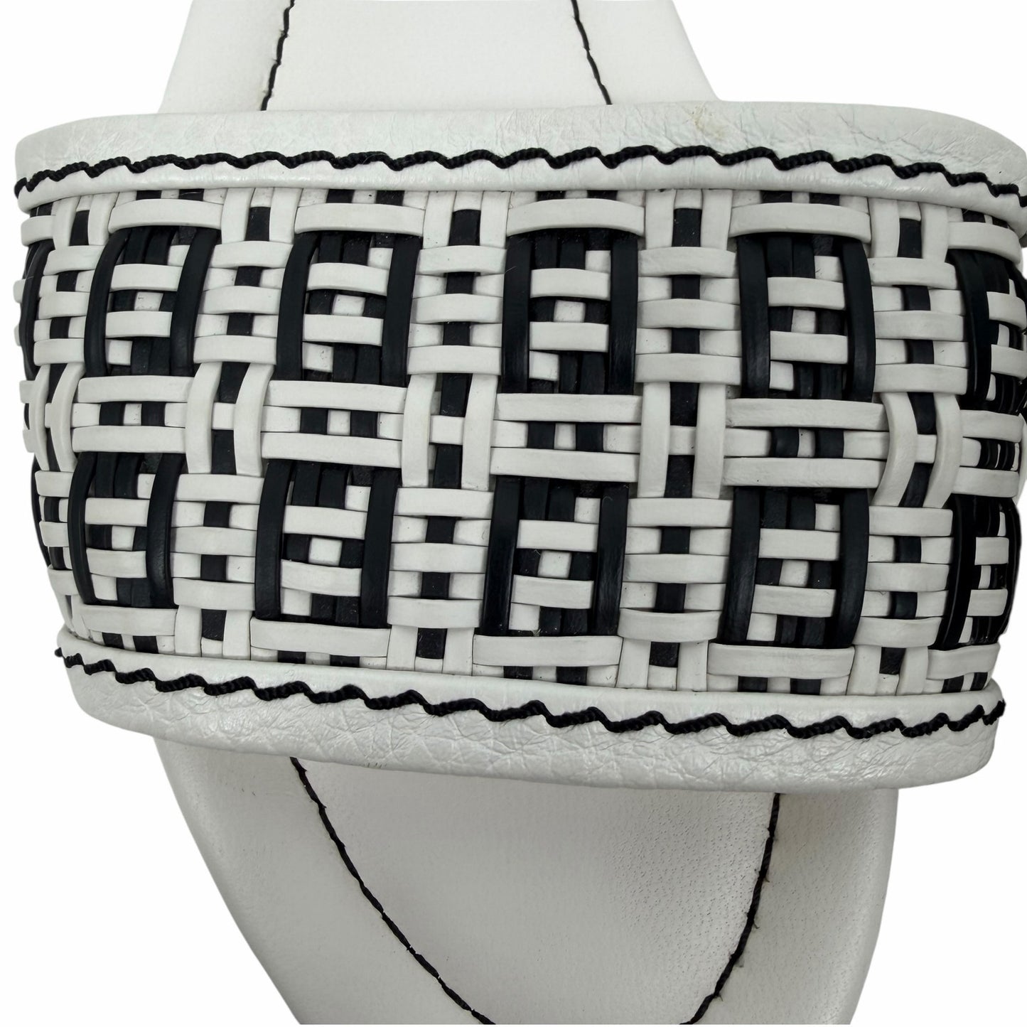 Fendi Rafia Weave Logo Leather Slide Sandal White Black Size 38.5