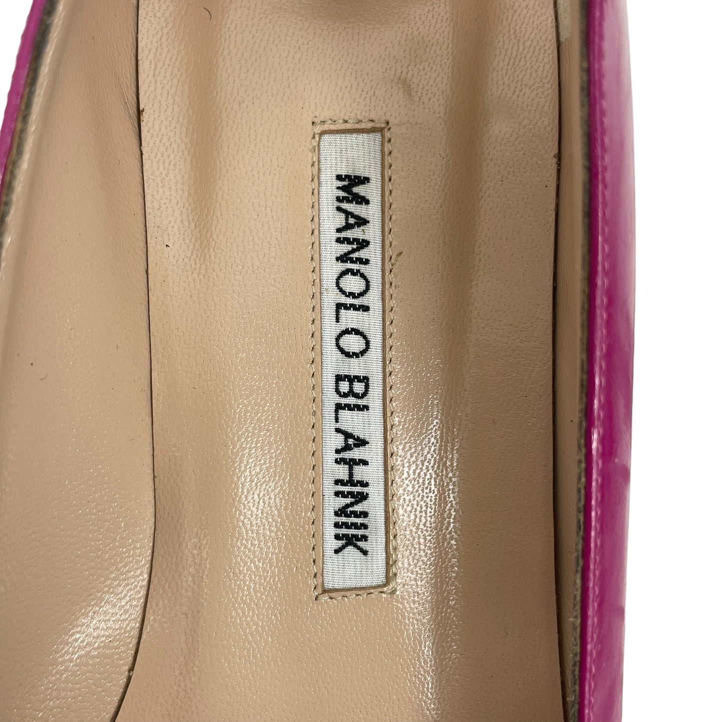 Manolo Blahnik Hangisi Pointed Toe Patent Leather Flats Pink Size 38