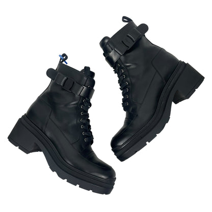 Salvatore Ferragamo Vara bow Lace Up Leather Combat Boots Black Size 9.5