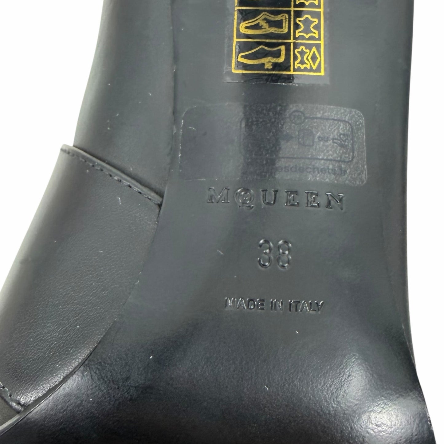 Alexander McQueen Heron Buckle Leather Heeled Boot Black Size 38