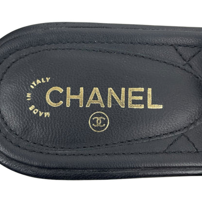 Chanel Camellia Pearl Logo Toe Ring Slingback Flat Sandal Black Size 37.5