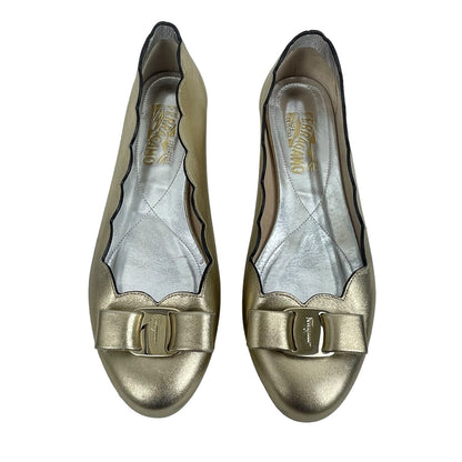 Salvatore Ferragamo Varina Scalloped Leather Ballet Flats Gold Size 8.5C