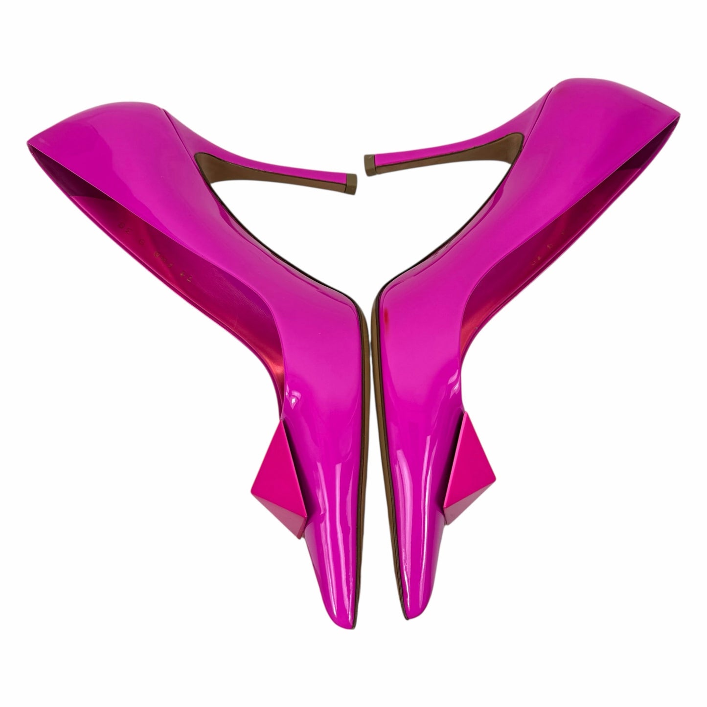 Valentino Garavani One Stud Patent Leather Pump Hot Pink Size 38