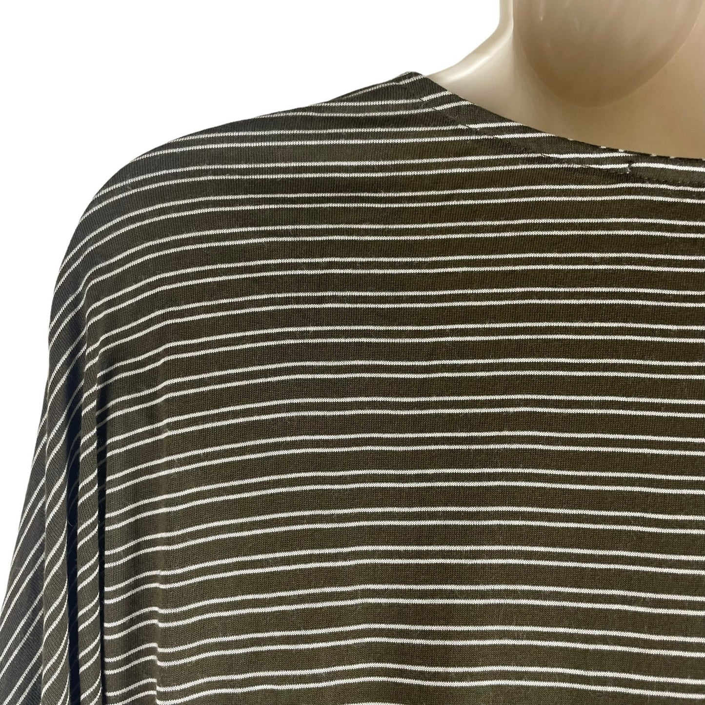 Soft Joie 3/4 Dolman Sleeve V Neck Striped Casual Top Green Size XS